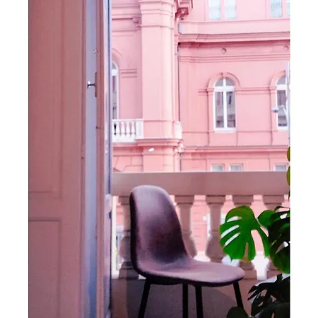 Rossopetruzzelli La Vista Bella Della *